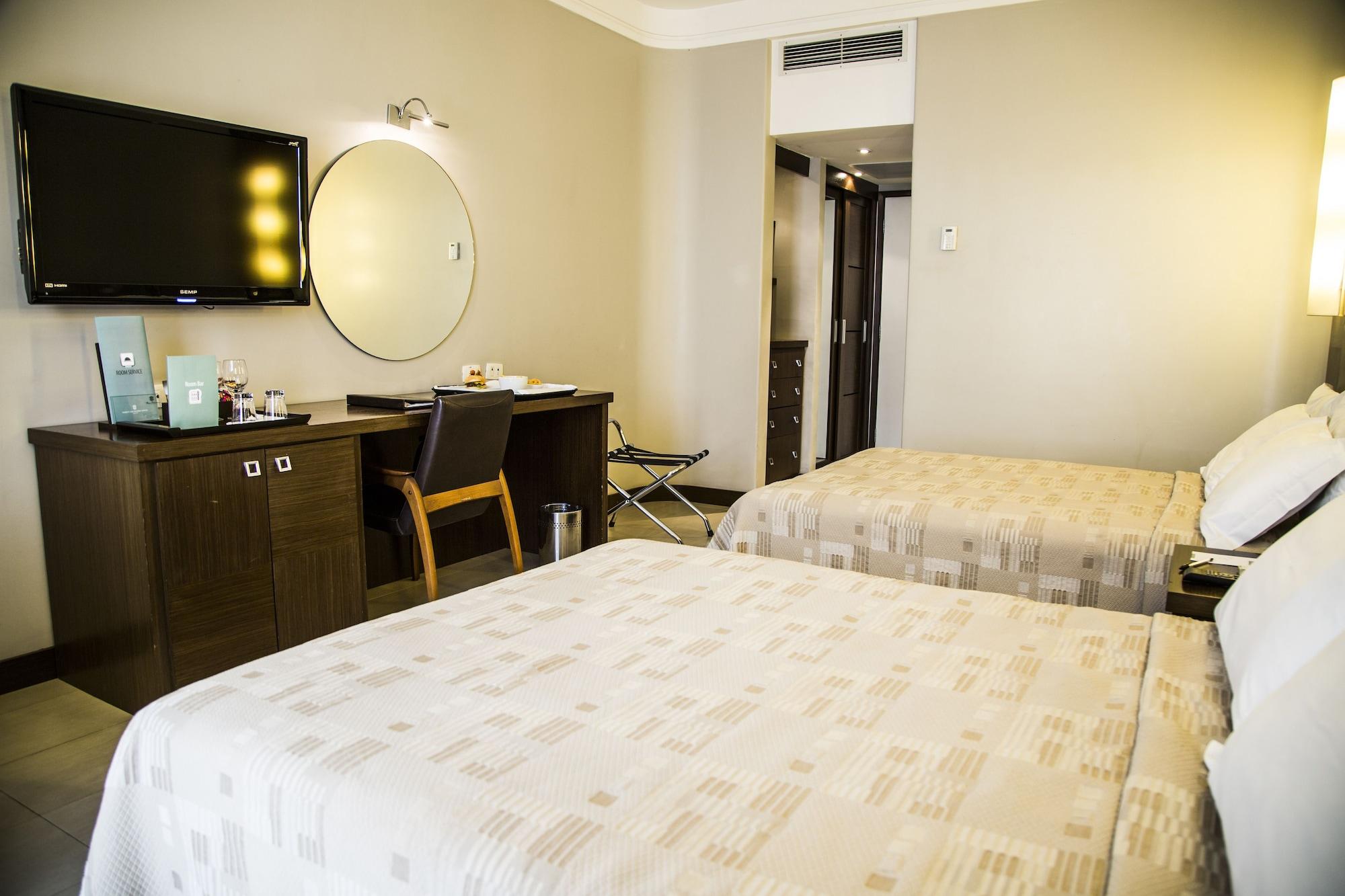 Parque Balneario Hotel Santos By Castelo Itaipava Екстер'єр фото A room at the hotel
