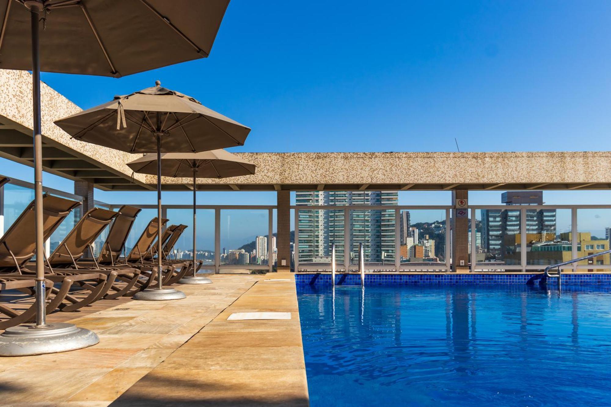Parque Balneario Hotel Santos By Castelo Itaipava Екстер'єр фото Rooftop pool